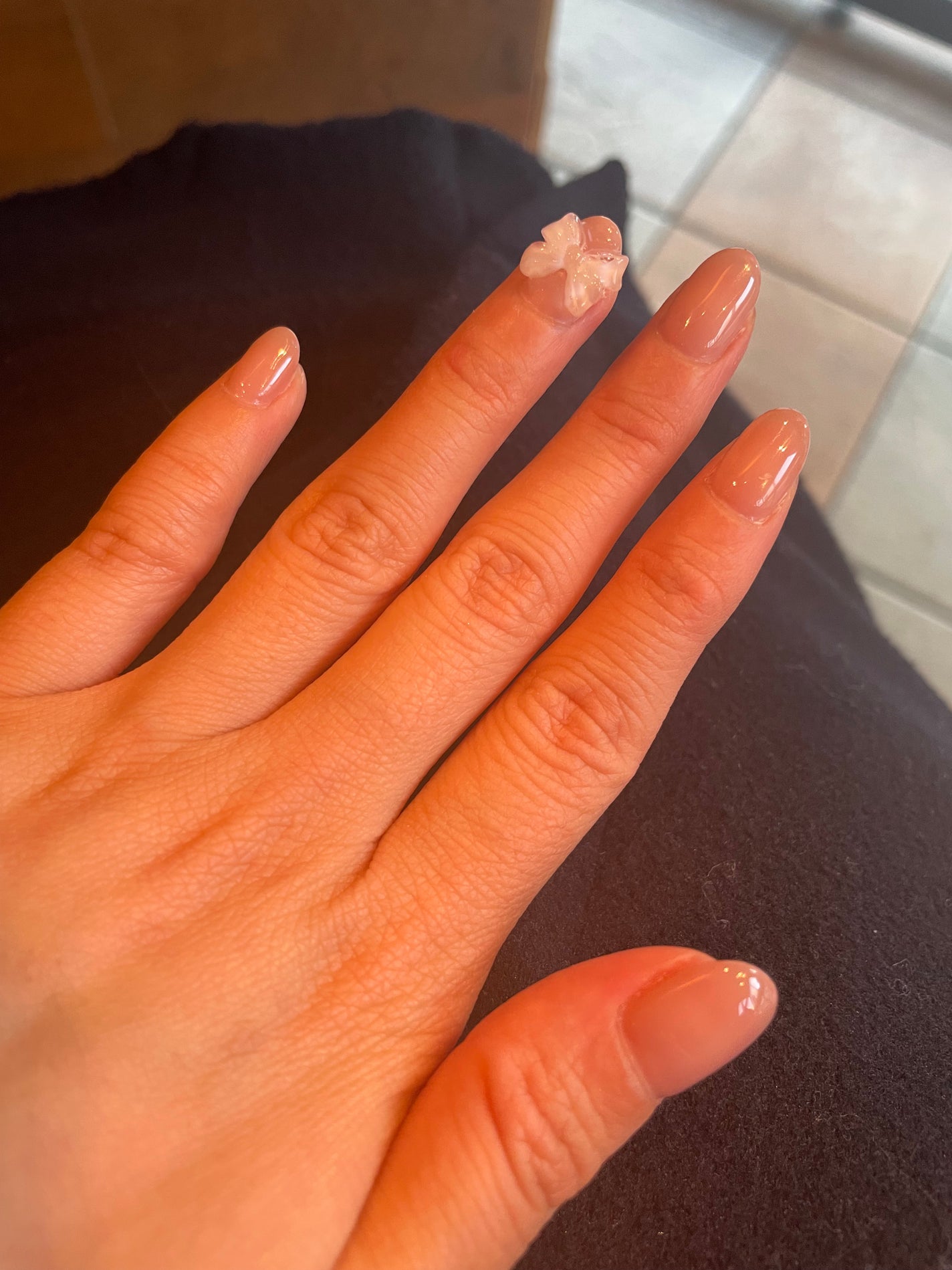 なしか フォロバ100🩵 on LIPS 「🆕ネイル💅シンプルですが、可愛くて気に入っています🫶#ネイル#..」(2枚目)