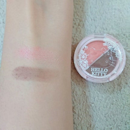 パウダーアイシャドウ ブルーミングキティ/DAISO/アイシャドウパレットを使ったクチコミ(3枚目)