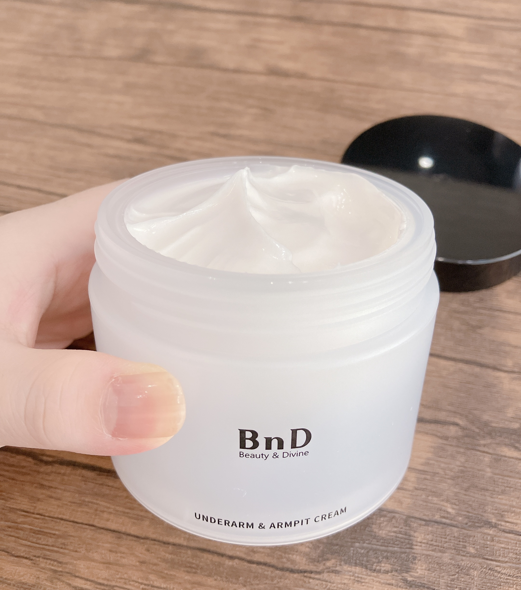 BnDアンダーアームクリーム(ボディクリーム)/BnD/デリケートゾーンケアを使ったクチコミ（2枚目）