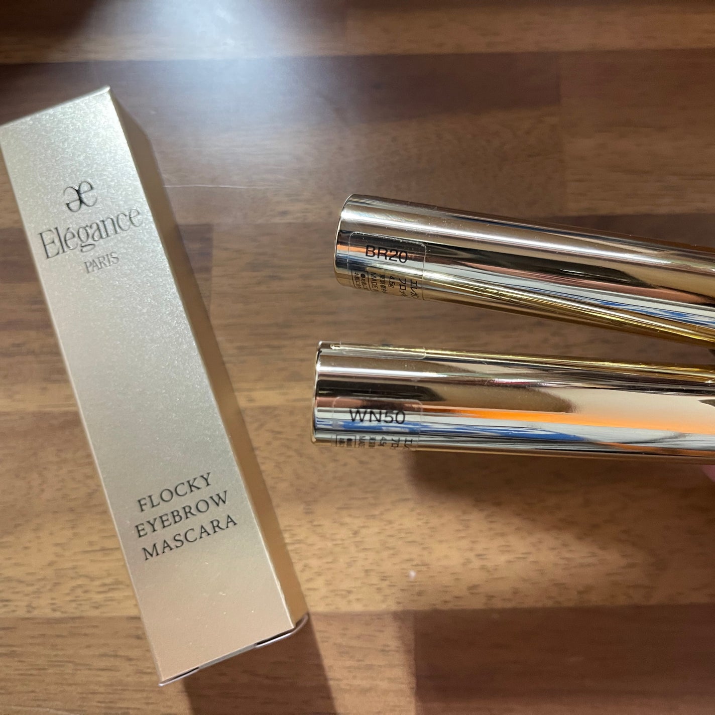 エレガンス フロッキー アイブロウ マスカラ/Elégance/眉マスカラを使ったクチコミ(2枚目)
