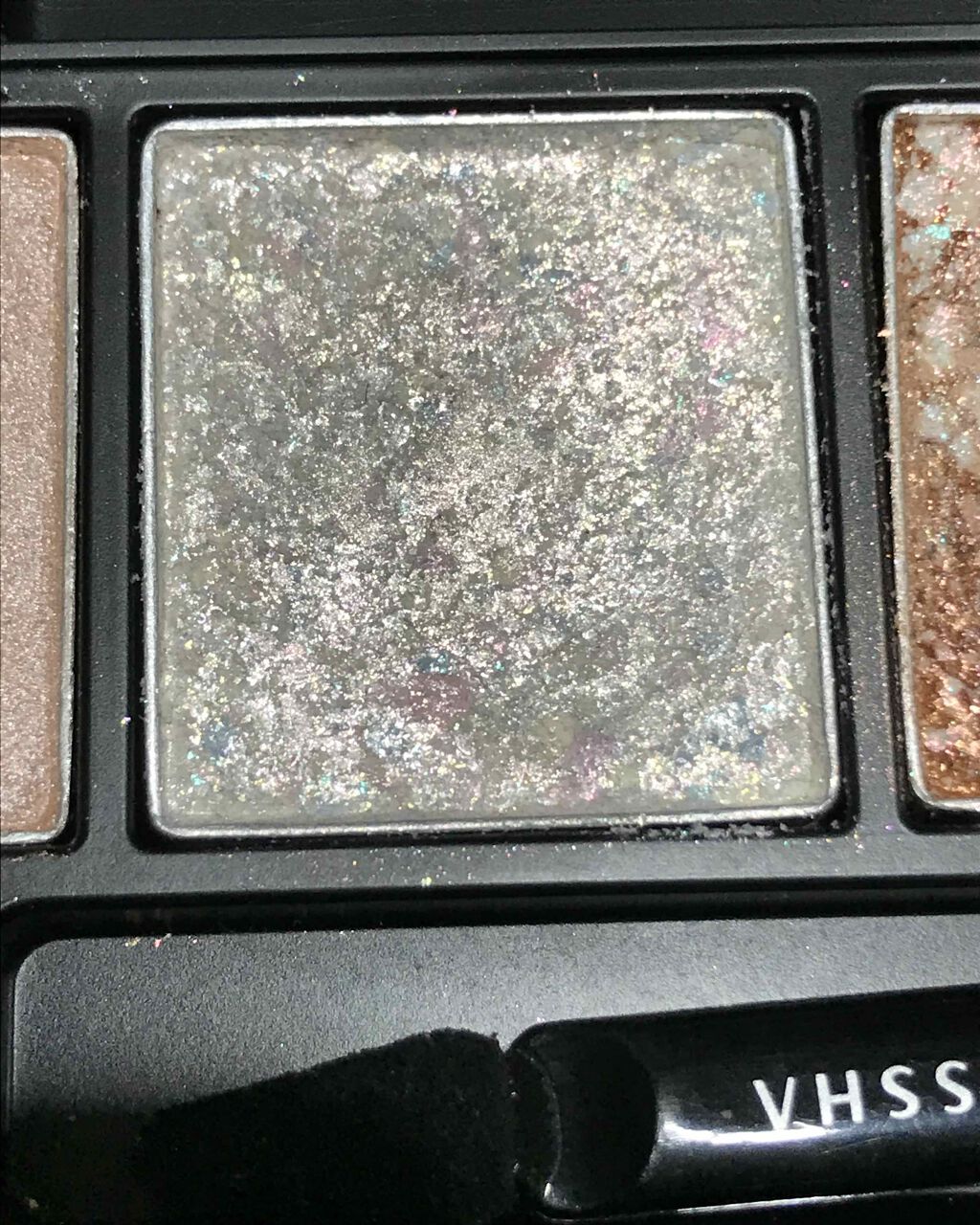 グリッタープリズム シャドウ/MISSHA/グリッターを使ったクチコミ(3枚目)