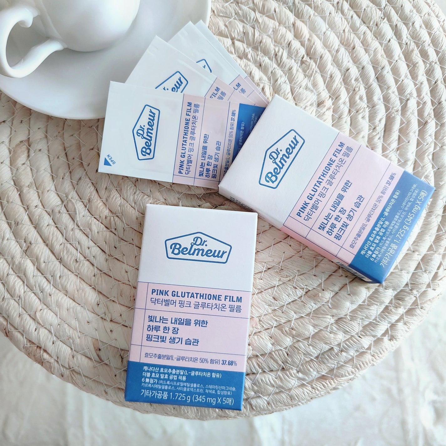 Panamama【フォロバ】 on LIPS 「THEFACESHOPDr.belmeurピンクGLTフィルム..」(1枚目)