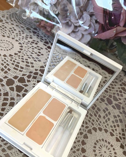 ナチュラルホワイトニングコンシーラー SPF32 PA++/MiMC/パレットコンシーラーを使ったクチコミ(1枚目)