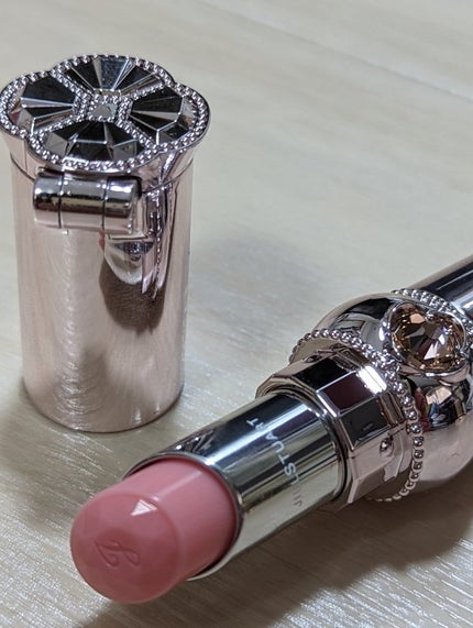 マニフィカトゥールレーブルn/クレ・ド・ポー ボーテ/リップバームを使ったクチコミ(6枚目)