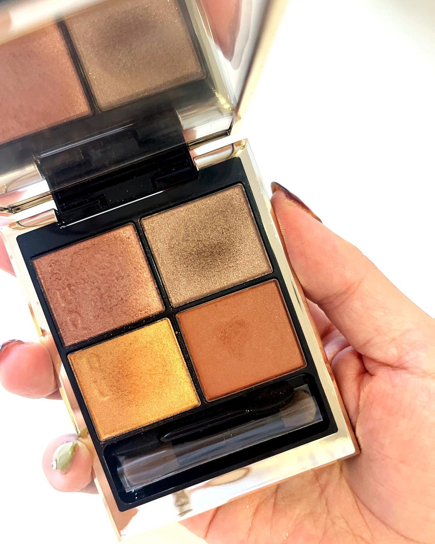 シグニチャー カラー アイズ/SUQQU/アイシャドウパレットを使ったクチコミ(2枚目)