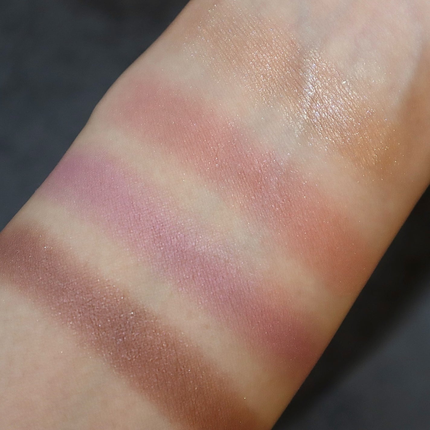 シグニチャー カラー アイズ/SUQQU/アイシャドウパレットを使ったクチコミ(3枚目)