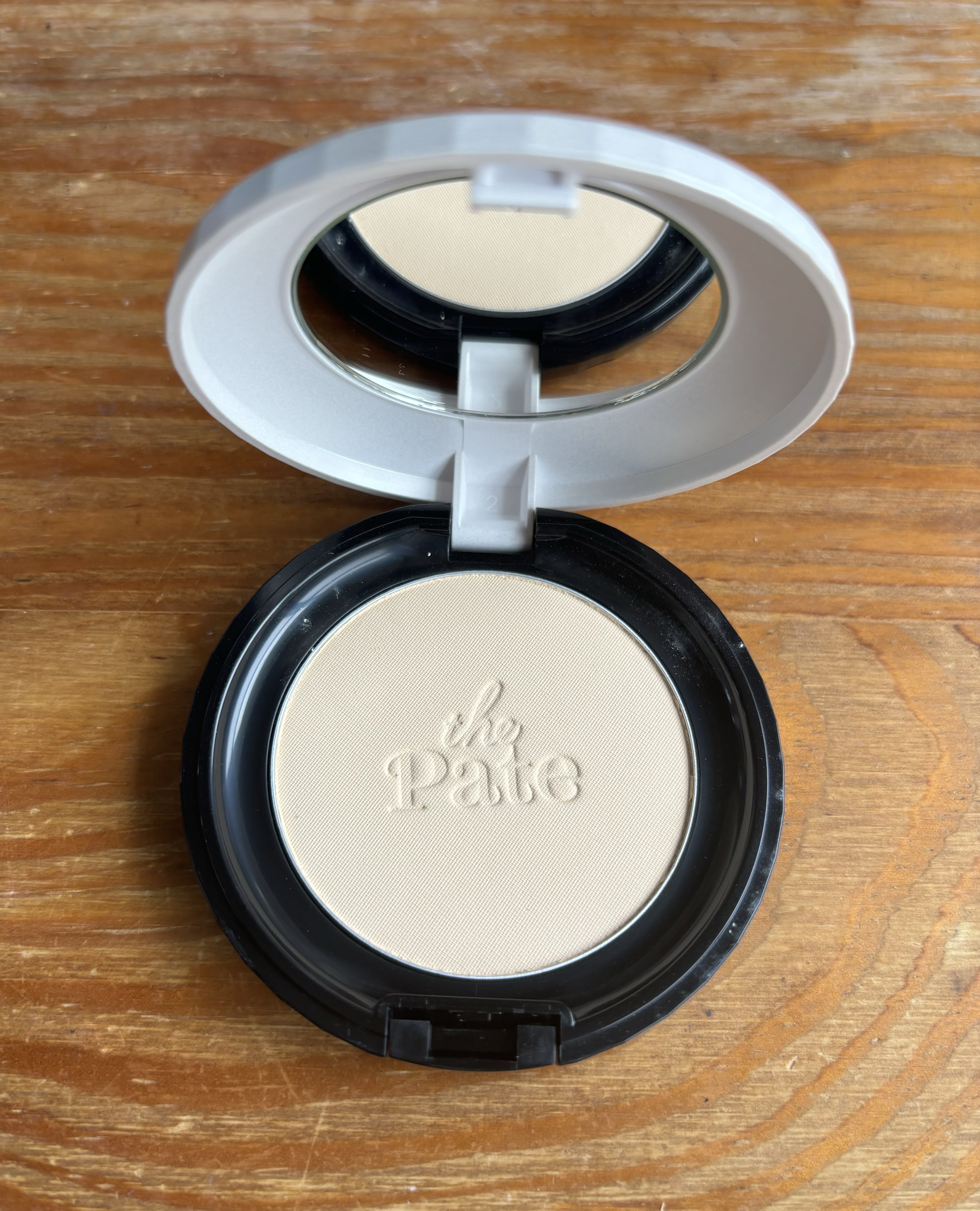 毛穴パテ職人 フィニッシュキープパウダー/毛穴パテ職人/プレストパウダーを使ったクチコミ（3枚目）