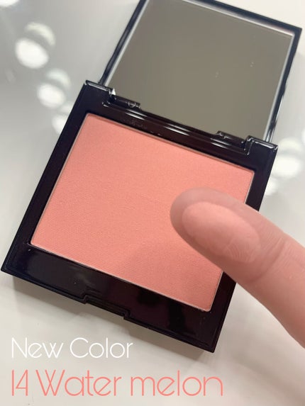 ブラッシュ カラー インフュージョン 14 WATERMELON/ローラ メルシエ/パウダーチークを使ったクチコミ(2枚目)