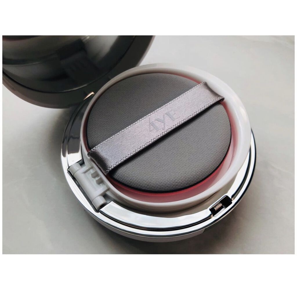 シカムーンライトパクト/4YE/クッションファンデーションを使ったクチコミ（3枚目）