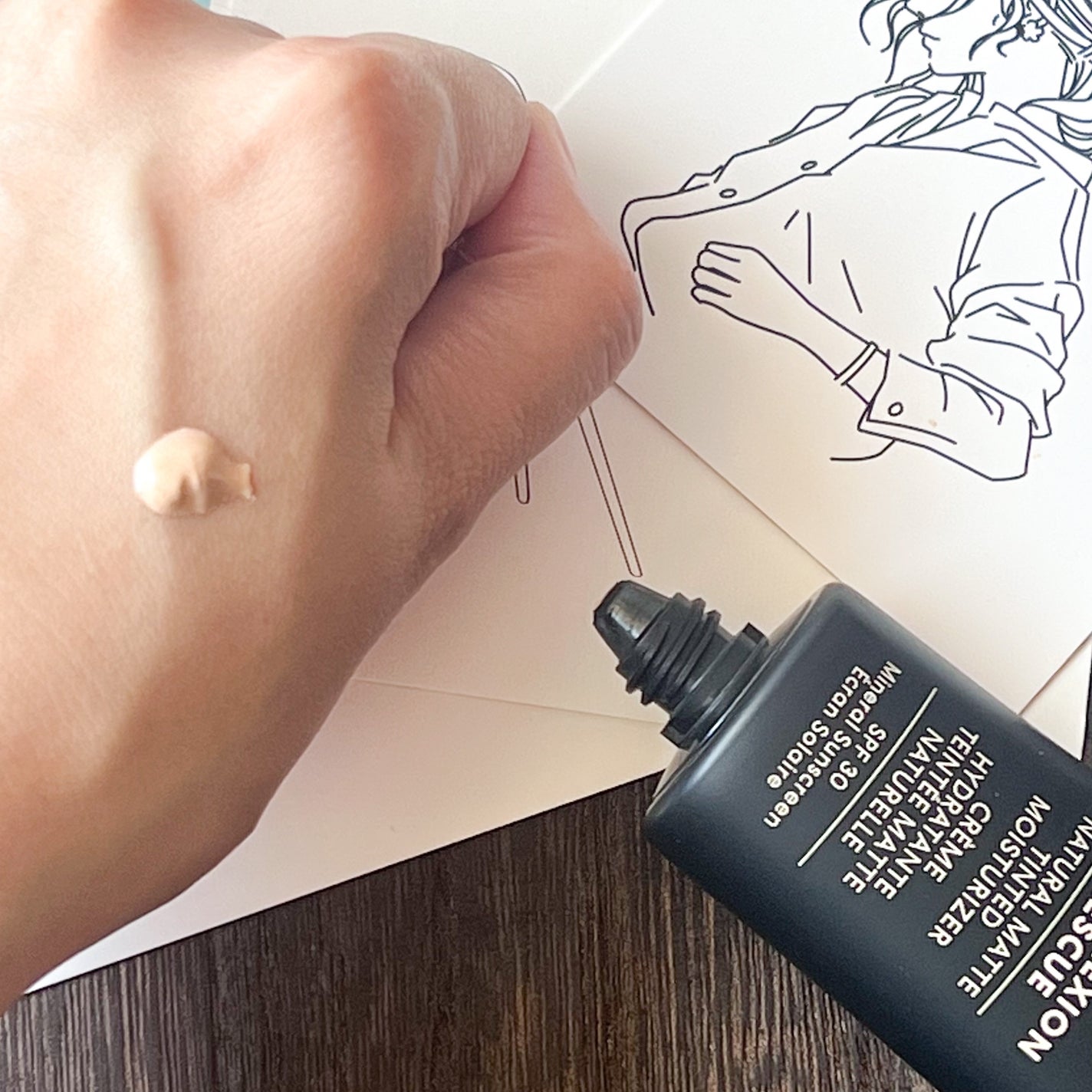 CR ナチュラル マット モイスチャライザー/bareMinerals/クリーム・エマルジョンファンデーションを使ったクチコミ(2枚目)