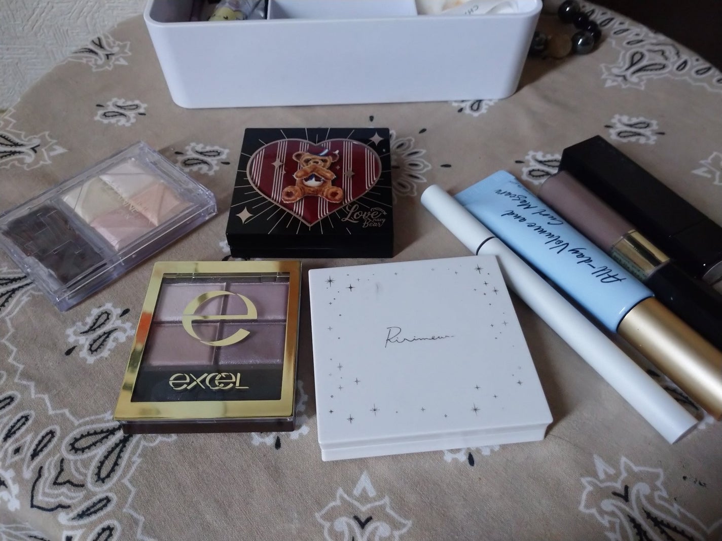 スキニーリッチシャドウ/excel/アイシャドウパレットを使ったクチコミ(2枚目)