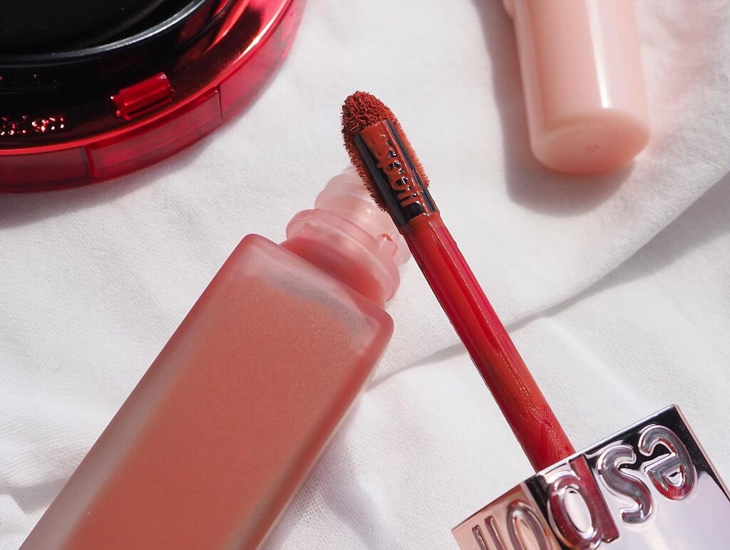 クチュールリップフルイドベルベット CHILLING/espoir/口紅を使ったクチコミ（3枚目）