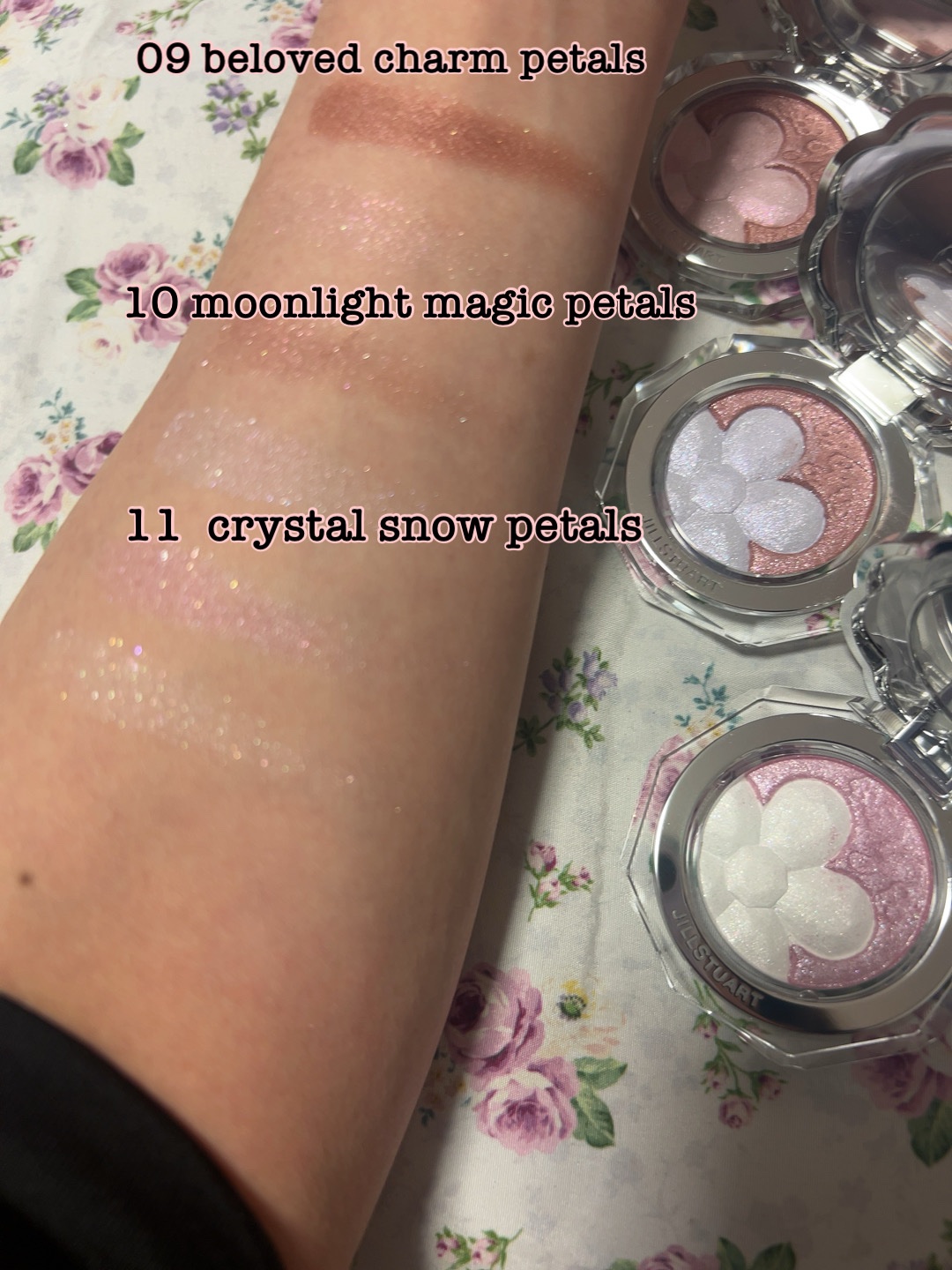 ジルスチュアート クリスタルブルーム ペタルクチュールアイズ デュオ/JILL STUART/アイシャドウパレットを使ったクチコミ（2枚目）