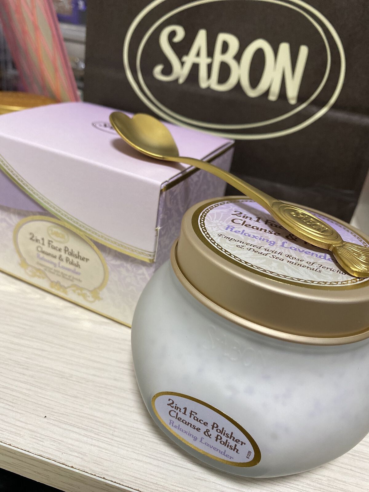 フェイスポリッシャー リラクシング(ラベンダー)/SABON/スクラブ・ゴマージュを使ったクチコミ（1枚目）