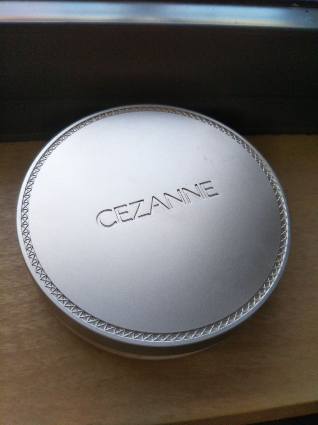 UVシルクフェイスパウダー/CEZANNE/プレストパウダーを使ったクチコミ(1枚目)