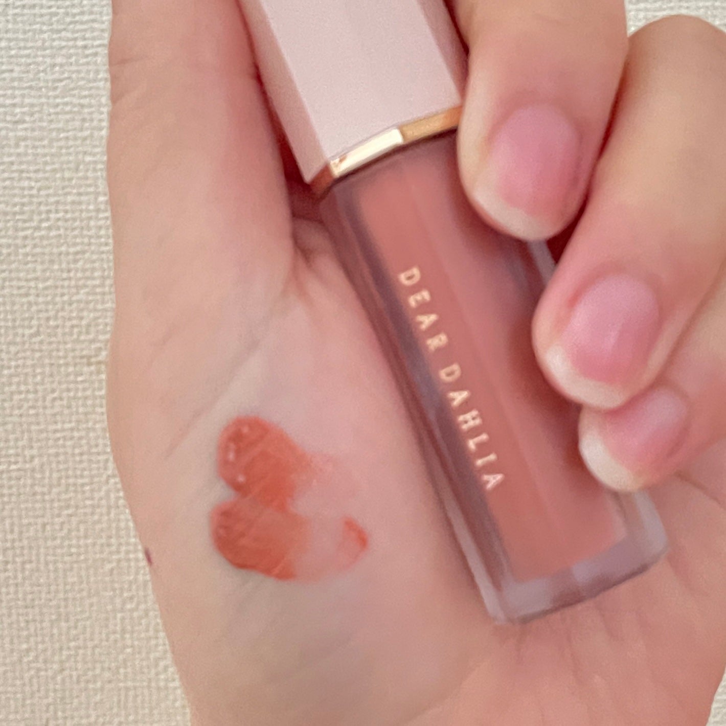 ペタルドロップリキッドブラッシャー/DEAR DAHLIA/リキッドチークを使ったクチコミ(1枚目)