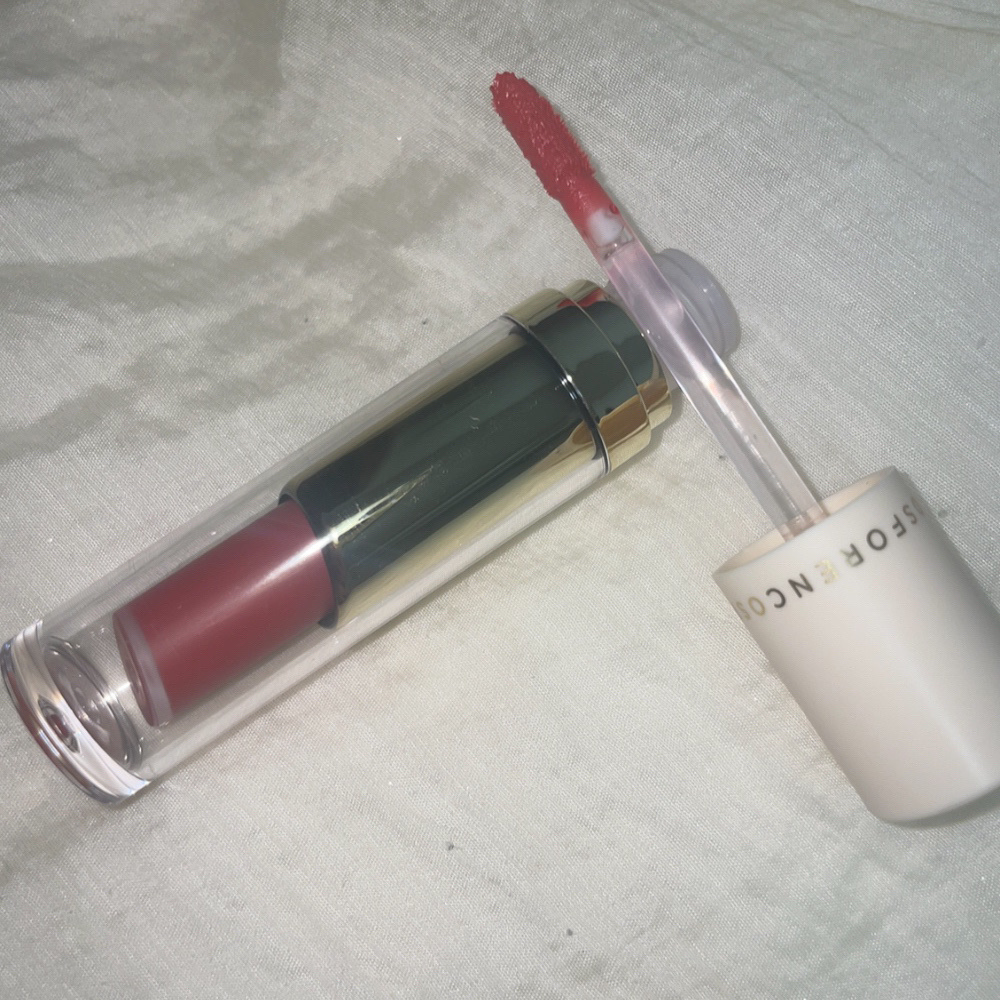 タトゥーベルベットティント/フォレンコス/リップティントを使ったクチコミ（3枚目）