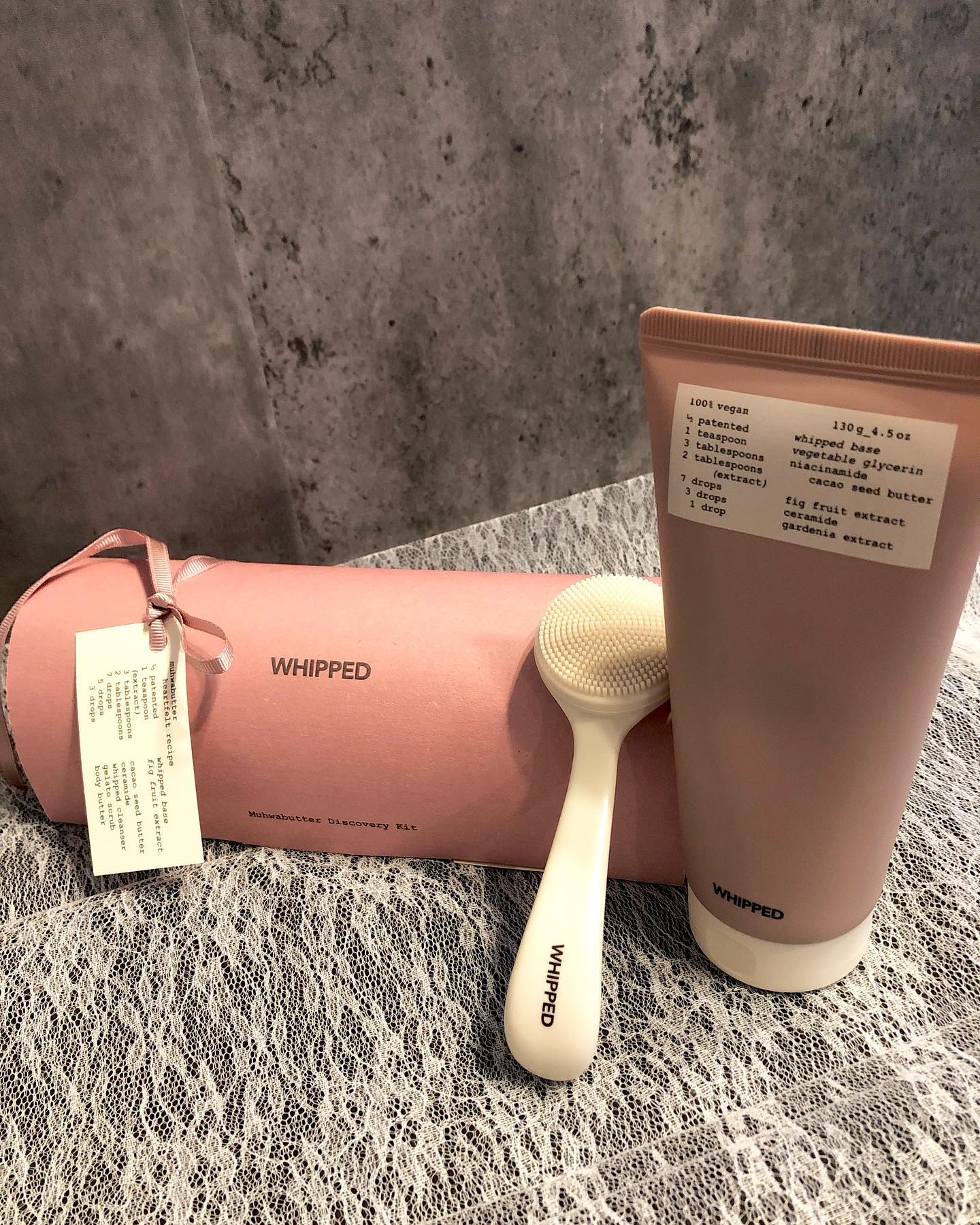 韓国のヴィーガンスキンケアブランド
WHIPPED - ホイップド -

販売量300万個を突破👑
韓国で超話題のホイップドパッククレンザー！

💚ムファサバターディスカバリーキット
パッククレンザーとスクラブ、ムファバターのミニサイズ