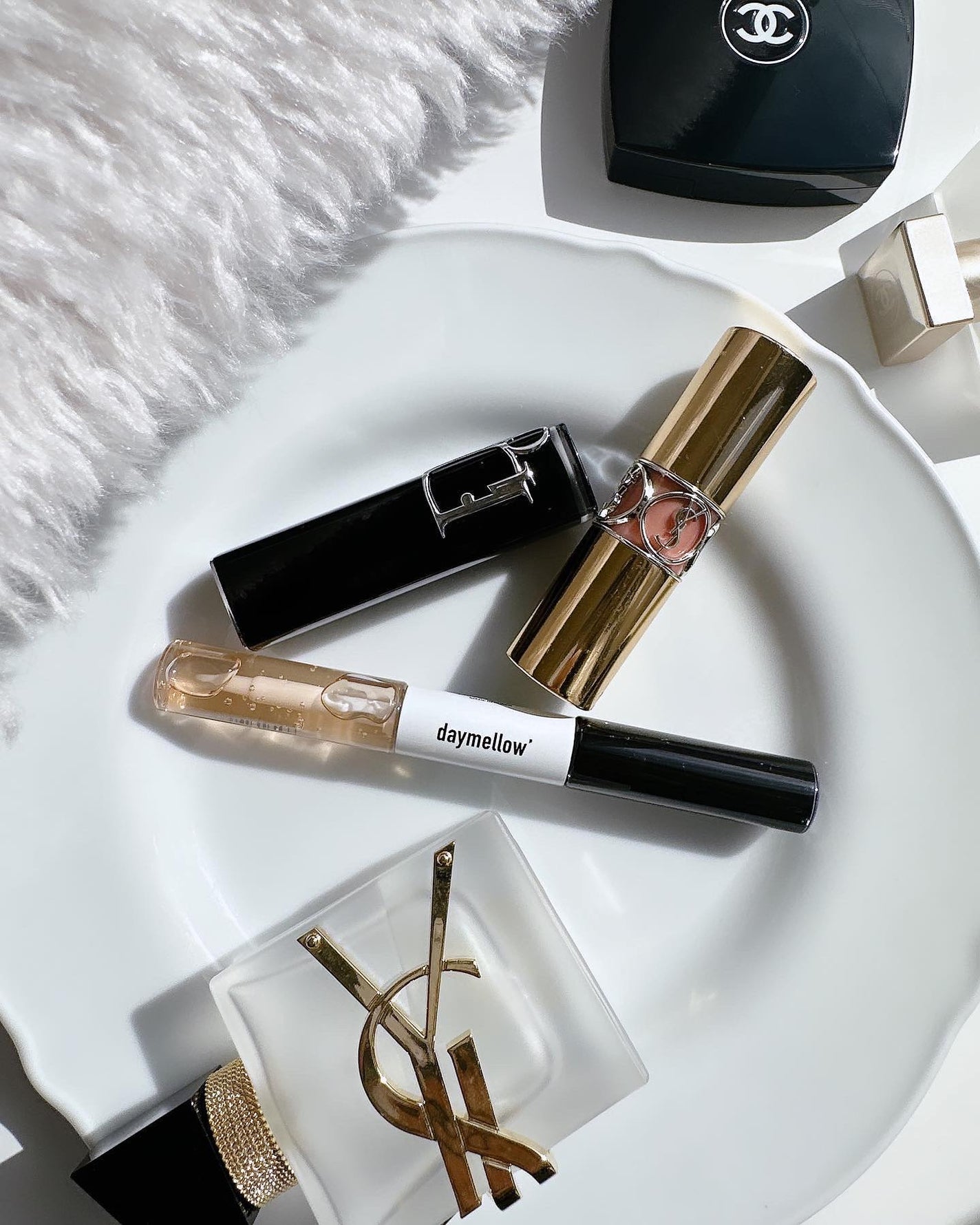 すみれ on LIPS 「〈デイメロウ〉Twitterキャンペーンでまつ毛美容液欲しくて..」(3枚目)