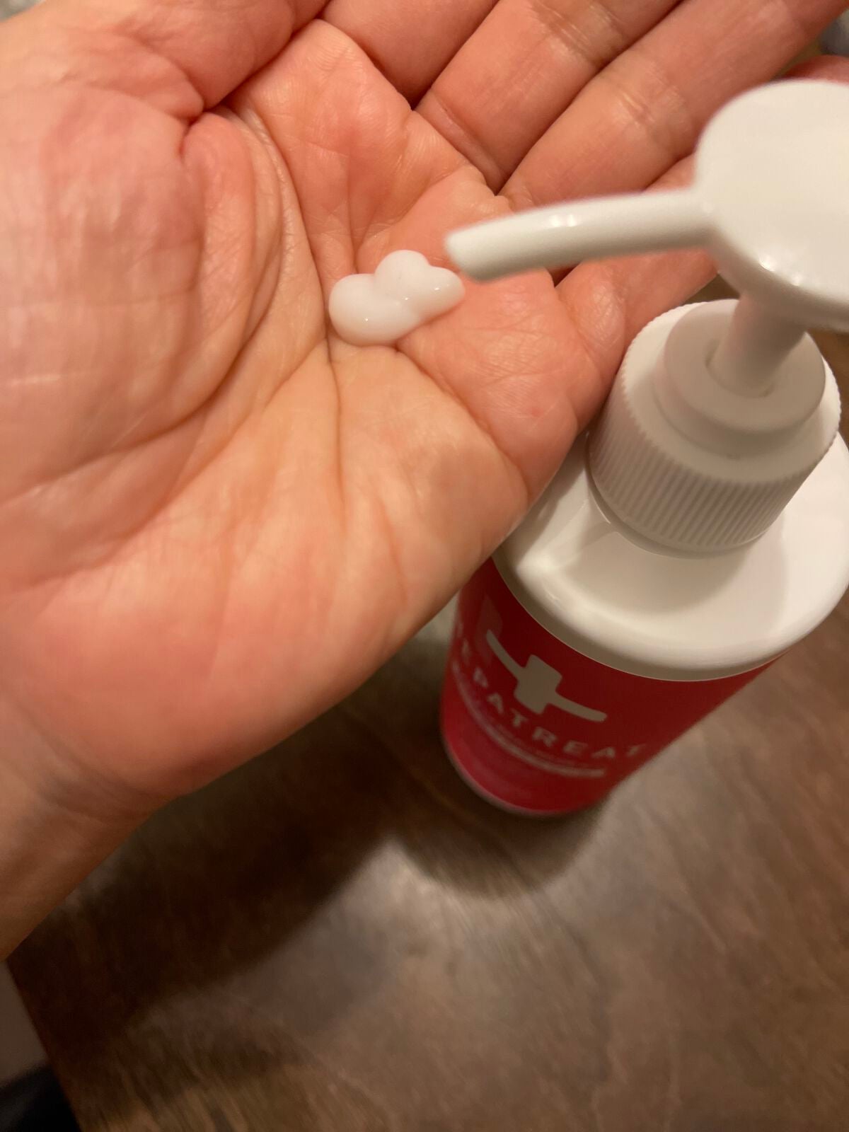 ヘパトリート 薬用保湿ミルククリーム/ゼトックスタイル/ボディクリームを使ったクチコミ(2枚目)