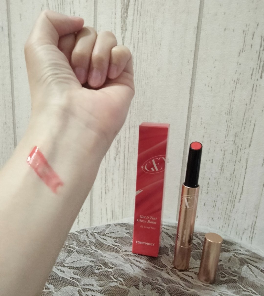 ゲットイットティントグレーズバーム 05 コーラルフィズ/TONYMOLY/リップティントを使ったクチコミ（1枚目）