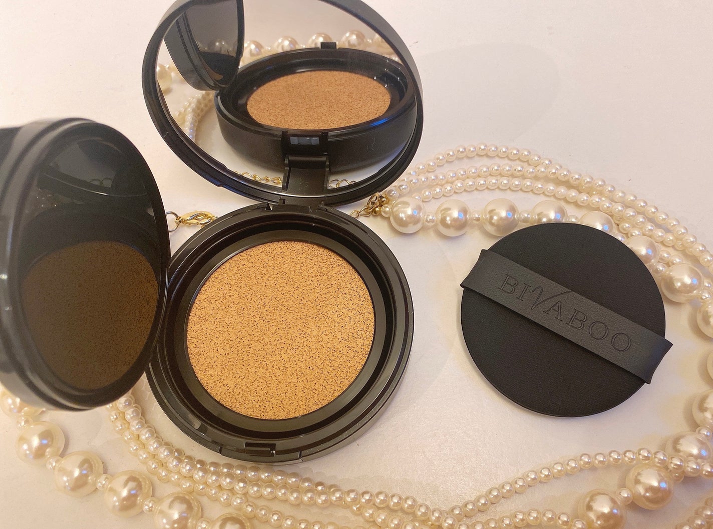 ベルベットジュエルクッション/BIVABOO/クッションファンデーションを使ったクチコミ(2枚目)