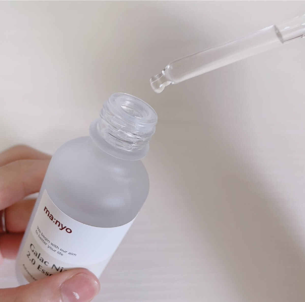 ガラクナイアシン2.0エッセンス/manyo/美容液を使ったクチコミ（2枚目）