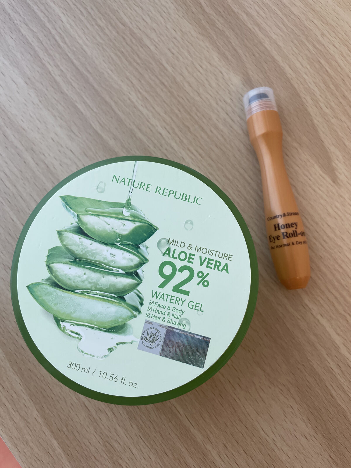 マイルド＆モイスチャーアロエジェル/ネイチャーリパブリック/ボディローションを使ったクチコミ（1枚目）