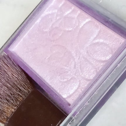 パールグロウニュアンサー/CEZANNE/パウダーハイライトを使ったクチコミ(3枚目)