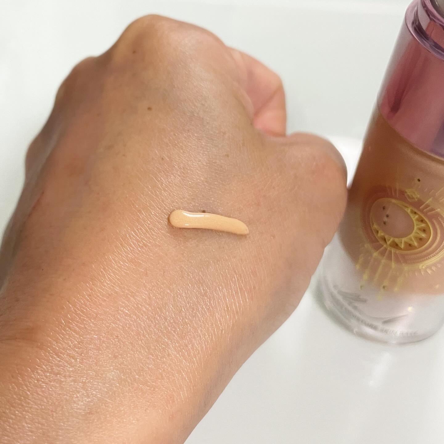 コラーゲンモイスチャースキンベース/illuN/化粧下地を使ったクチコミ（3枚目）