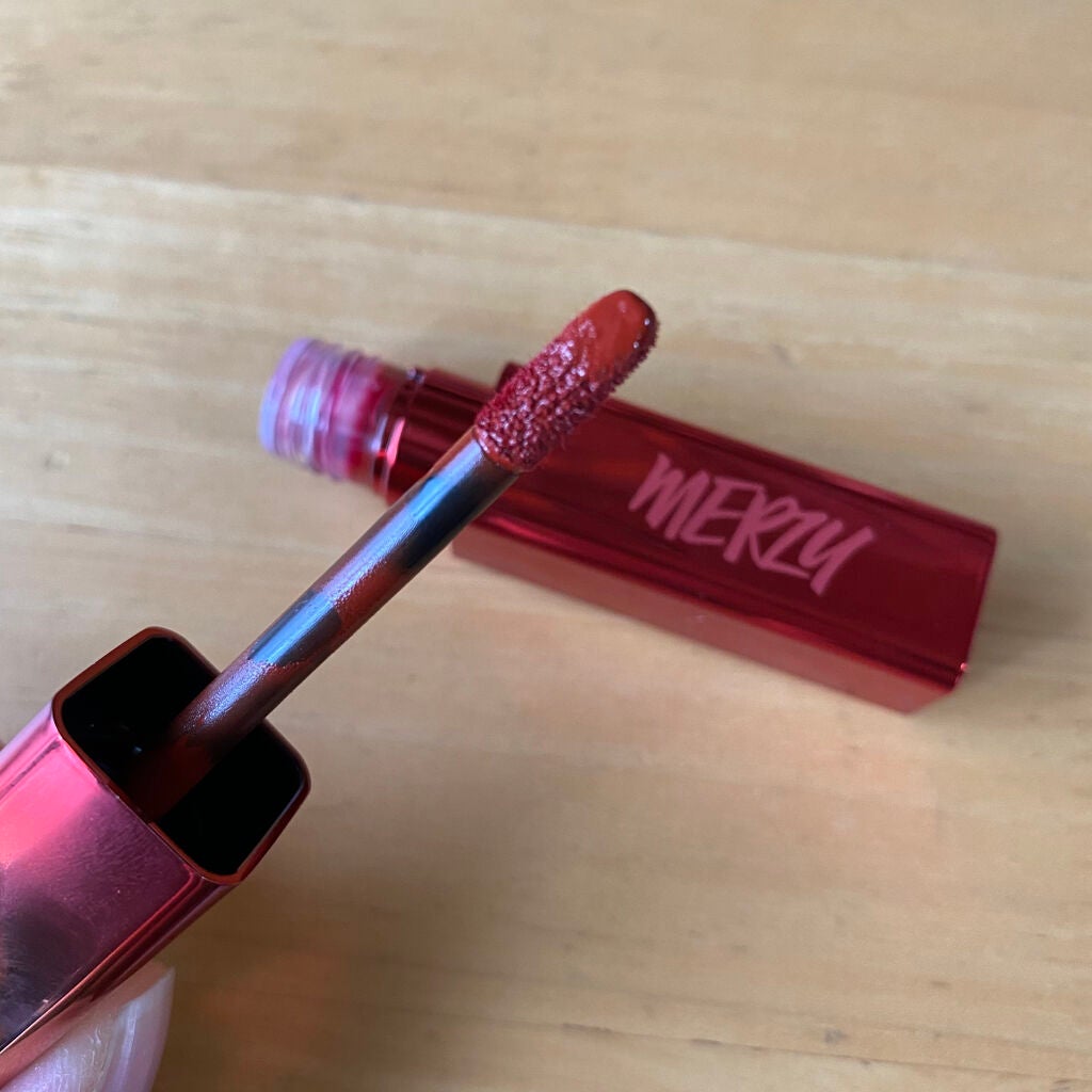 ザ ファースト ベルベット ティント シーズン3/MERZY/リップティントを使ったクチコミ(2枚目)
