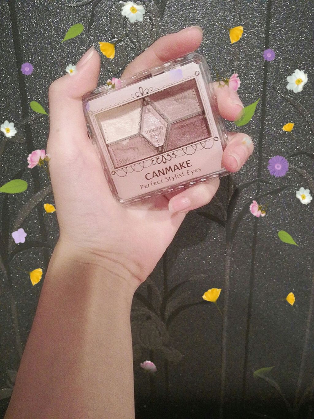 【旧品】パーフェクトスタイリストアイズ/キャンメイク/アイシャドウパレットを使ったクチコミ(2枚目)