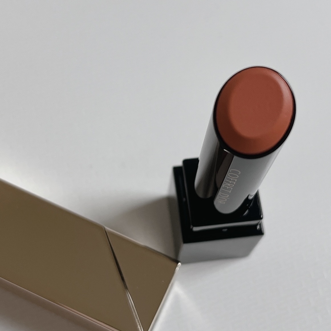 スキンシンクロルージュ BE-240/コフレドール/口紅を使ったクチコミ（2枚目）