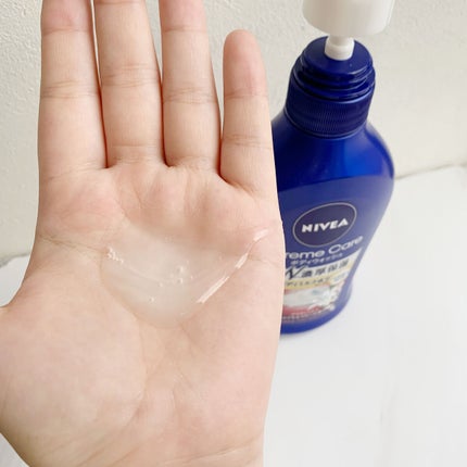 ニベア クリームケア ボディウォッシュ ブリティッシュ ロイヤルリリーの香り 本体 480ml/ニベア/ボディソープの画像