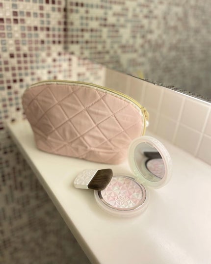 AQ オーラ リフレクター/DECORTÉ/プレストパウダーを使ったクチコミ(3枚目)