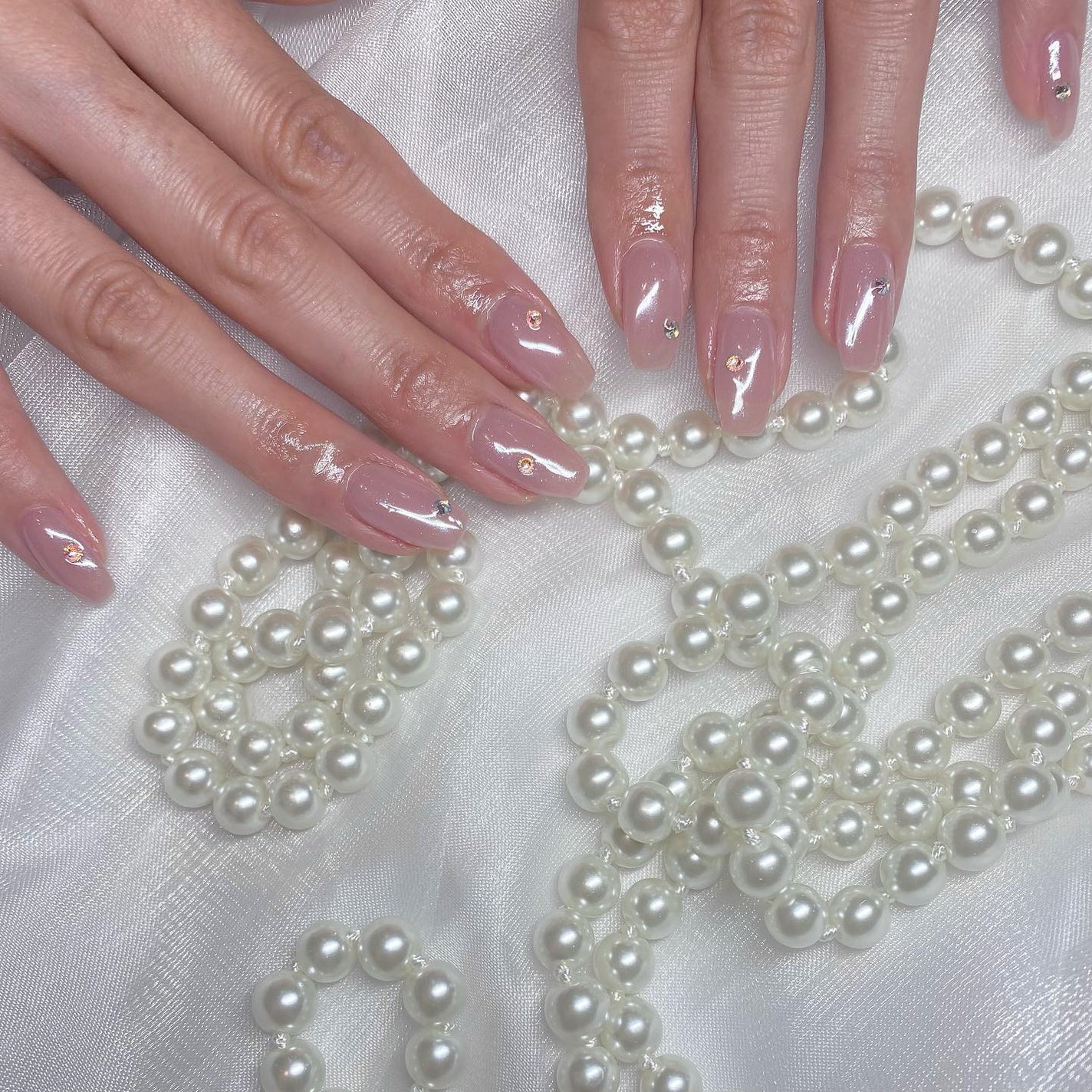 kanna on LIPS 「・・・𝕎𝕙𝕚𝕥𝕖𝕞𝕚𝕣𝕣𝕠𝕣𝕡𝕚𝕟𝕜🦄🪞💍シンプルだけどつやっ..」(3枚目)