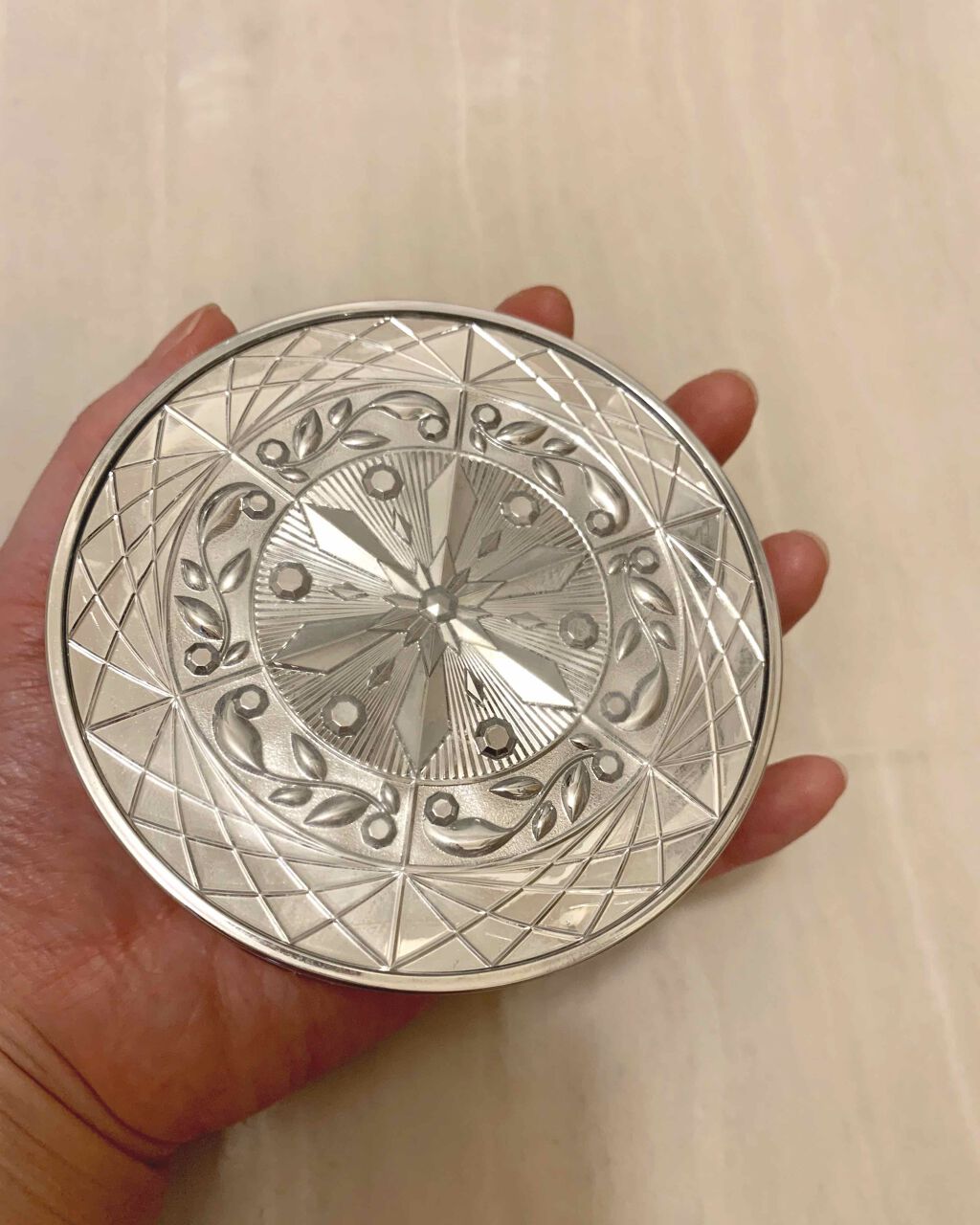 プレシャス スノー/雪肌精/プレストパウダーを使ったクチコミ(1枚目)