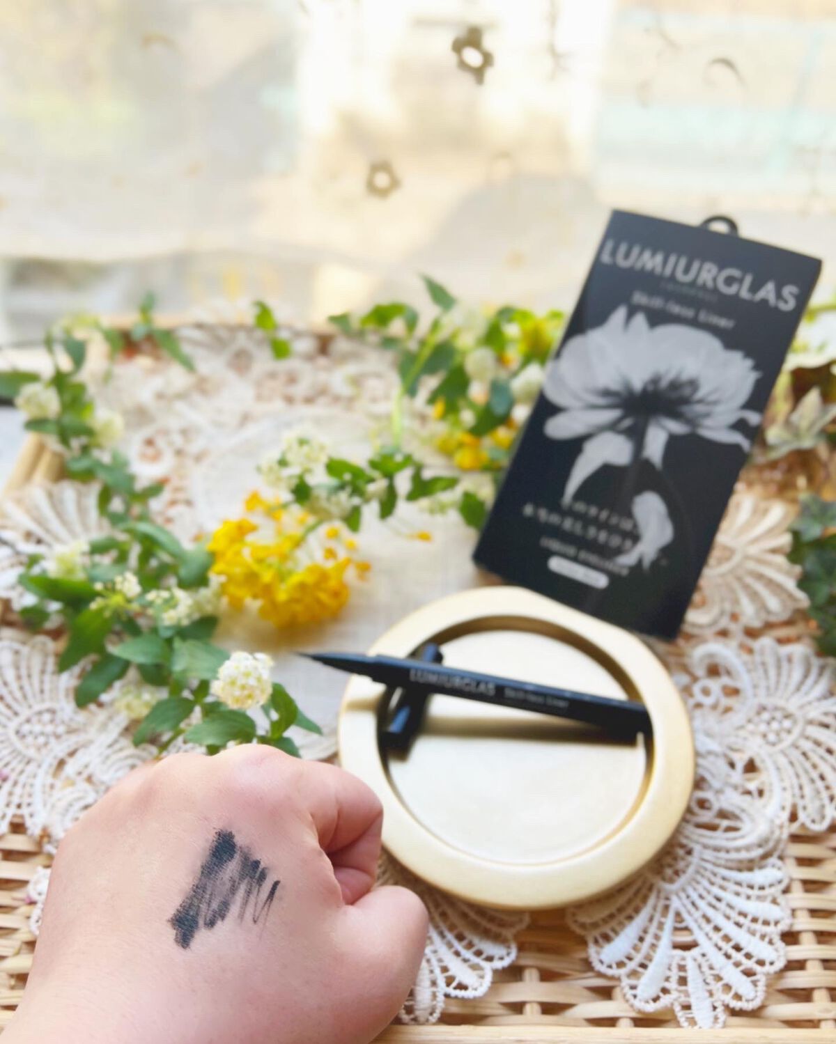 スキルレスライナー/LUMIURGLAS/リキッドアイライナーを使ったクチコミ(6枚目)