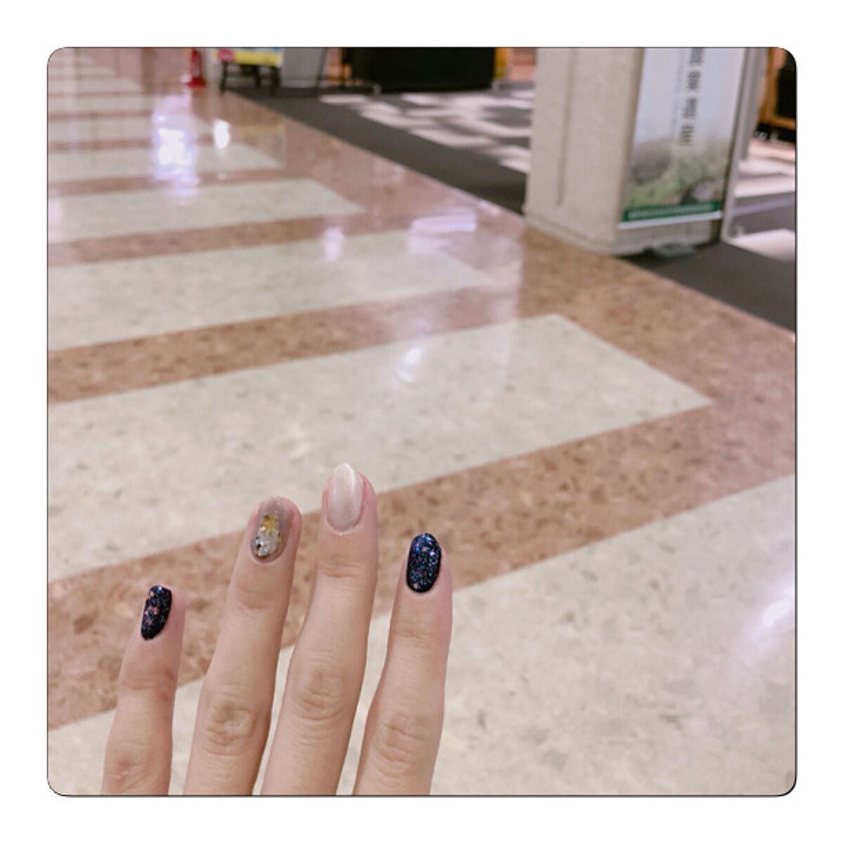 カラフルネイルズ/キャンメイク/マニキュアを使ったクチコミ(3枚目)