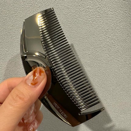 PG ツキ プレミアムブラック/LOVECHROME/ヘアコームを使ったクチコミ(3枚目)