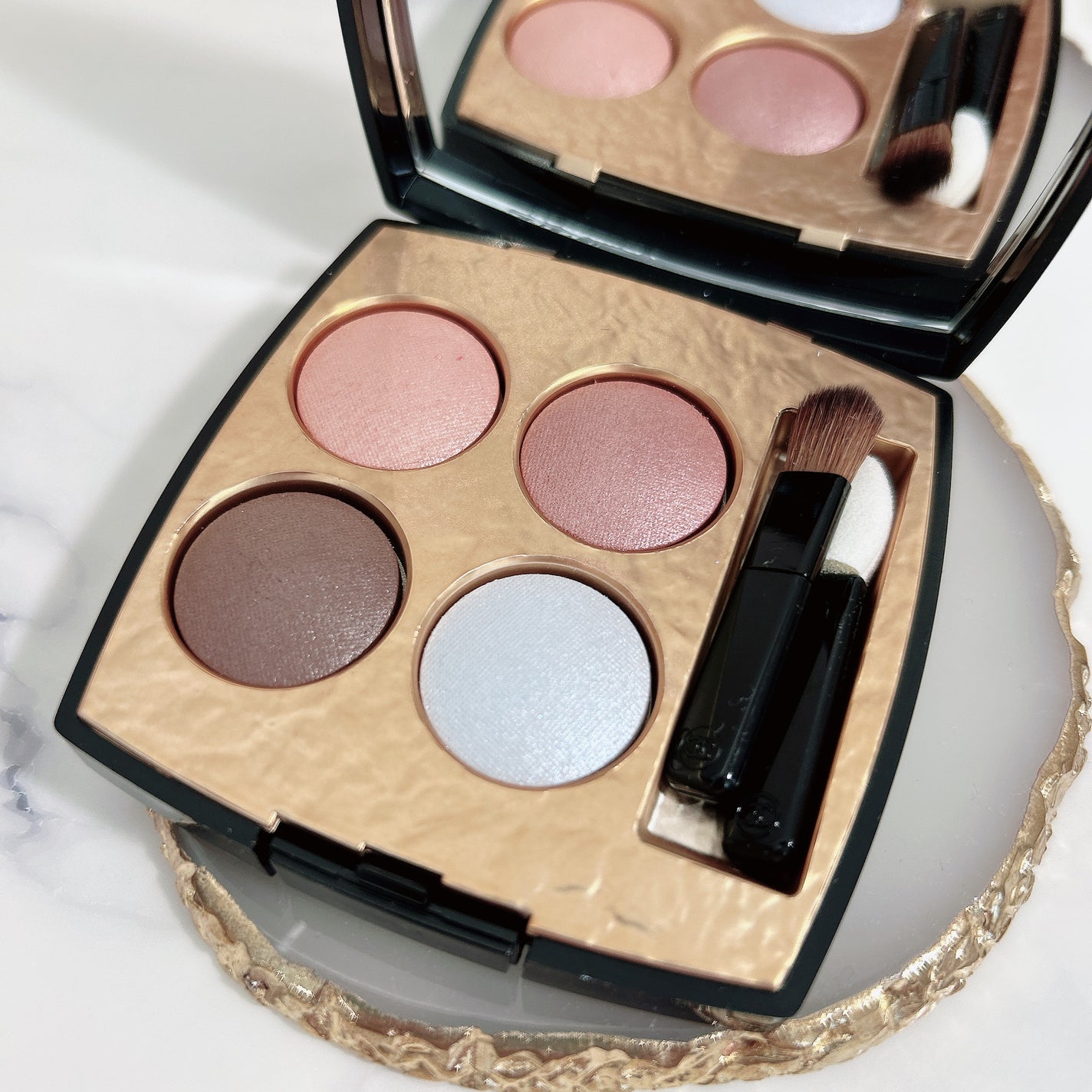 レ キャトル オンブル ビザンス /CHANEL/アイシャドウパレットを使ったクチコミ(4枚目)