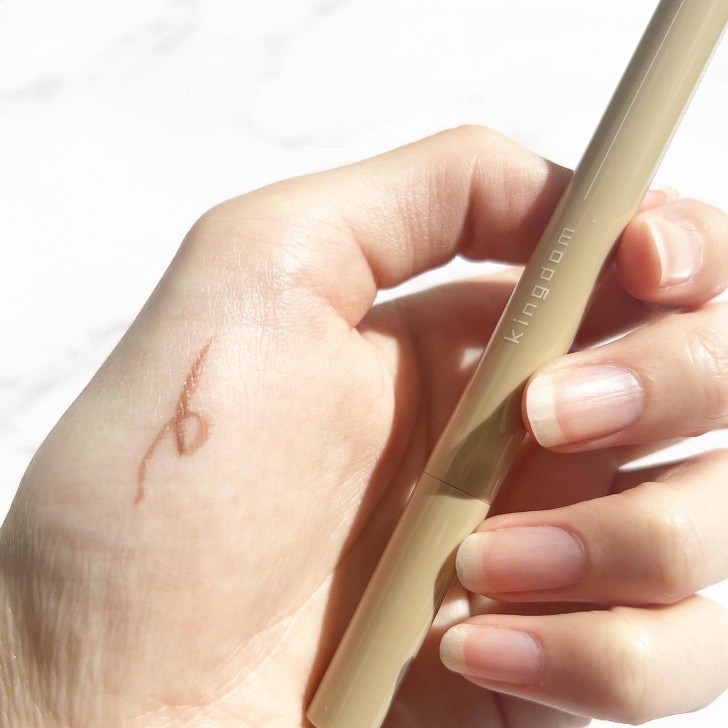 キングダム リキッドアイライナーR1/キングダム/リキッドアイライナーを使ったクチコミ(3枚目)