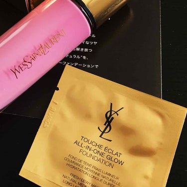 ラディアント タッチ オールインワン グロウ ファンデーション/YVES SAINT LAURENT BEAUTE/クリーム・エマルジョンファンデーションを使ったクチコミ（1枚目）