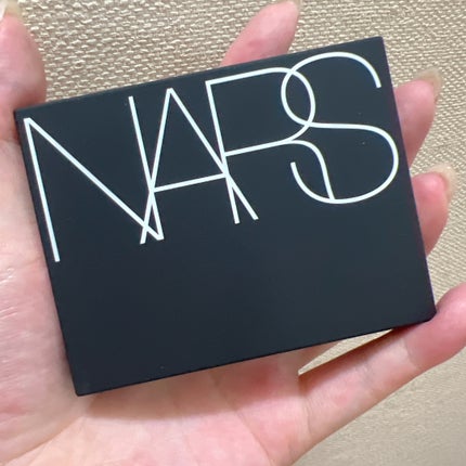 ライトリフレクティング プリズマティックパウダー/NARS/プレストパウダーを使ったクチコミ(3枚目)