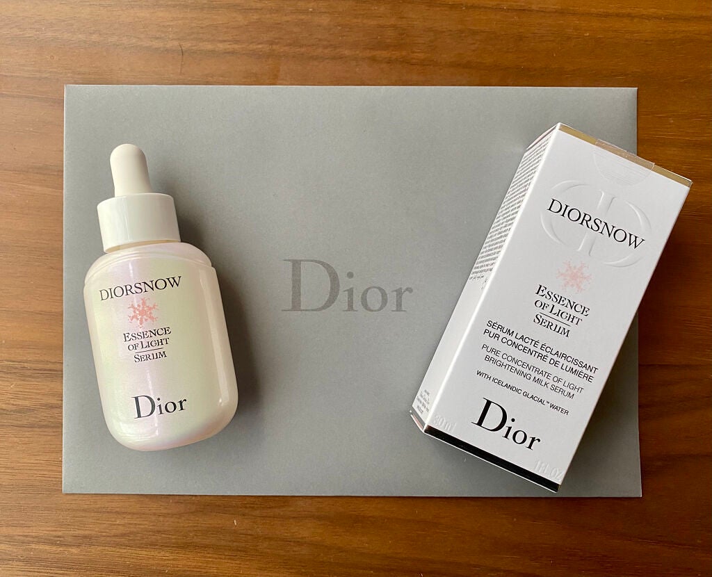 【旧】スノー アルティメット エッセンス オブ ライト/Dior/美容液を使ったクチコミ(2枚目)