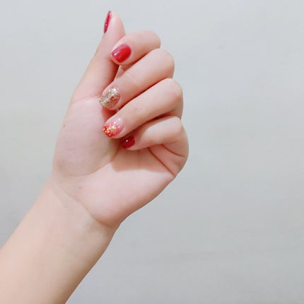 鳴る on LIPS 「新年ですね だから赤くになりました商品無しです 店で作りました..」(1枚目)