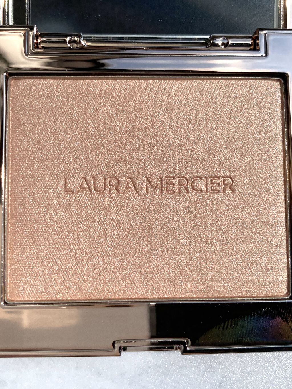 ローズグロウ イルミネーター /ローラ メルシエ/プレストパウダーを使ったクチコミ（2枚目）