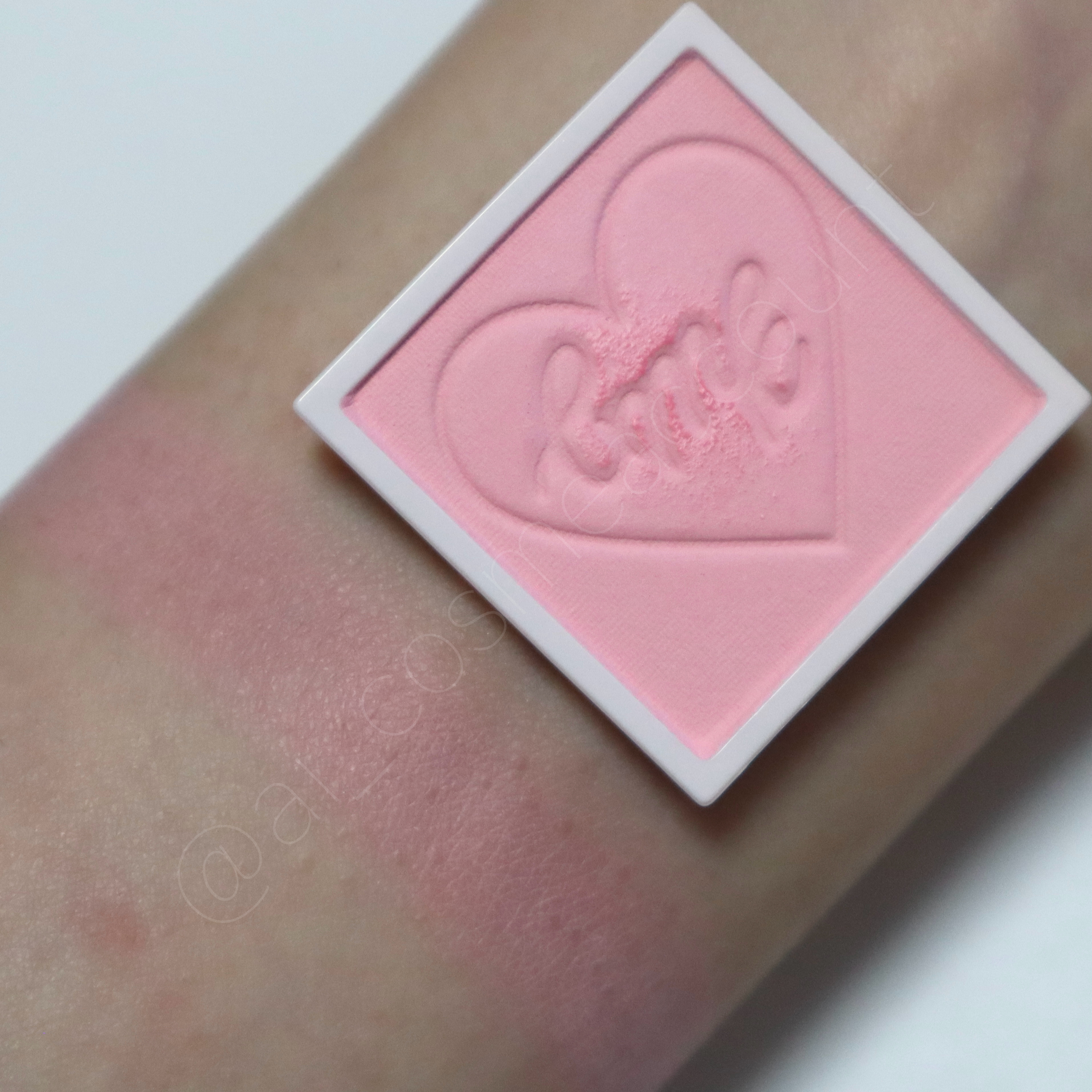 マイトーンクチュール MT02 サクラミルク/キャンメイク/メイクアップキットを使ったクチコミ（3枚目）