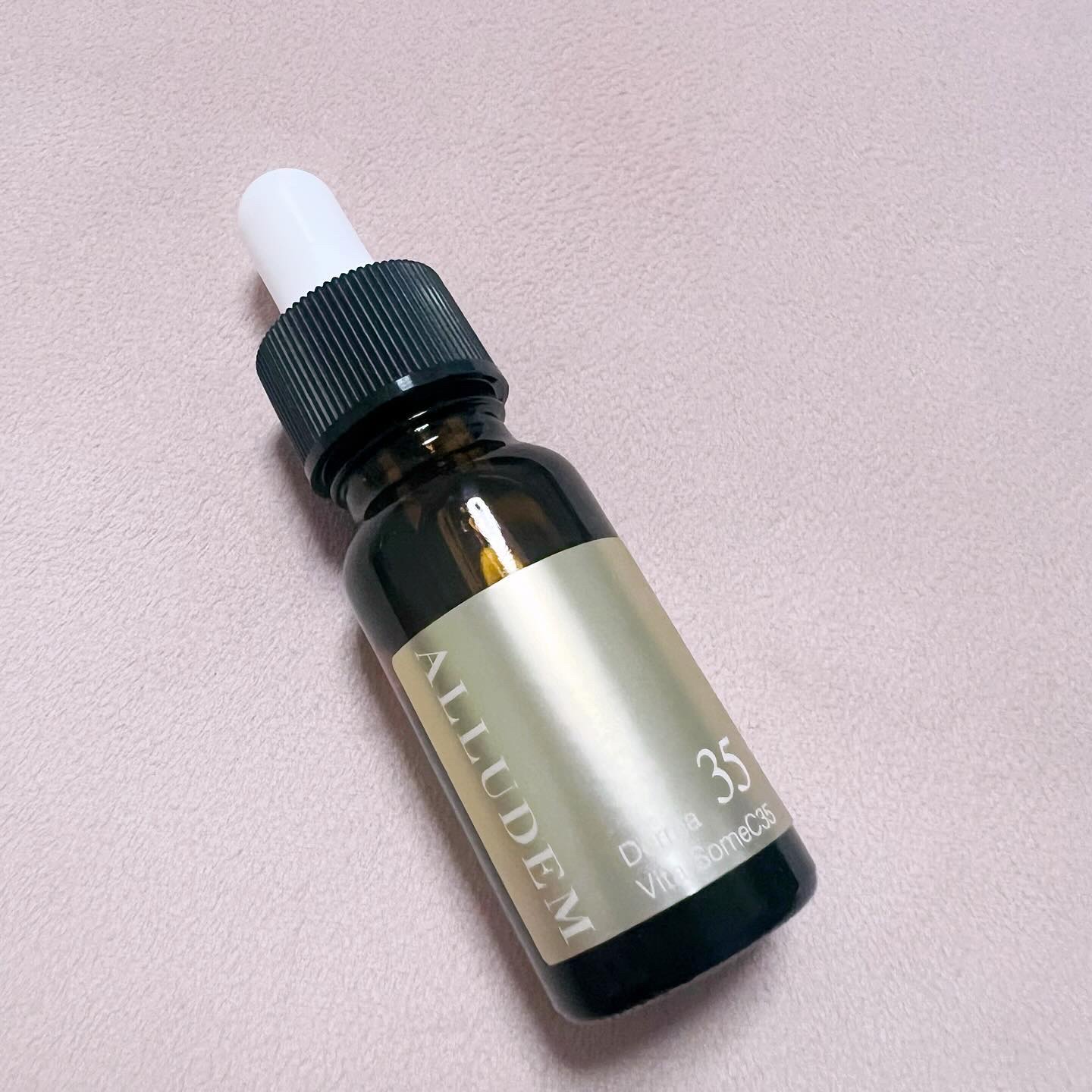 ダーマビタソームC35/ALLUDEM/美容液を使ったクチコミ（2枚目）