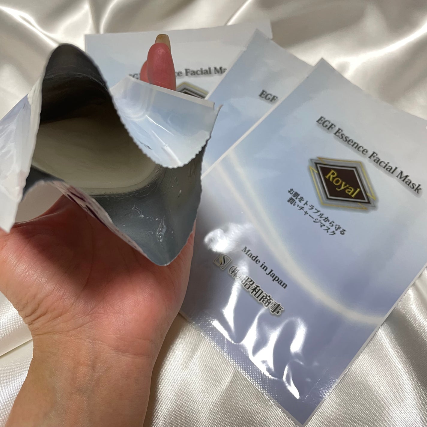 Royal Facial Mask/ROYAL/シートマスク・パックを使ったクチコミ(3枚目)